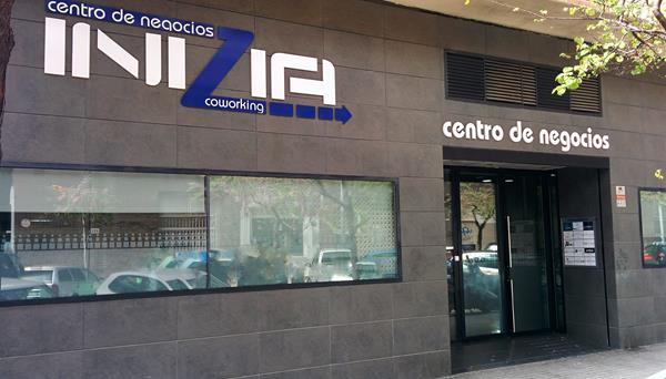 10. Translation Office (اداره ترجمه)